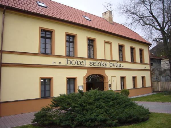 Restaurace Hotel Selský dvůr